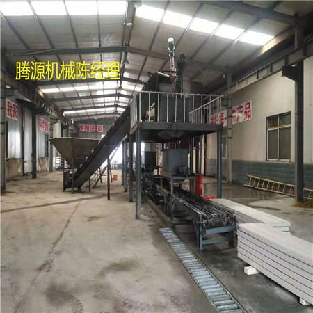 fs免拆復(fù)合保溫板設(shè)備生產(chǎn)線 對(duì)企業(yè)升級(jí)改造和發(fā)展建筑節(jié)能